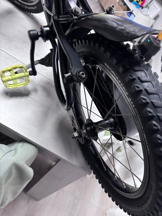 Bicicleta Btwin Dark Hero 500 16”