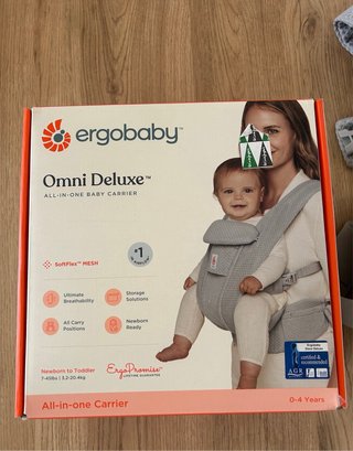 Mochila Ergobaby Omni Deluxe Gris