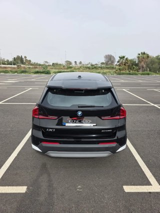 BMW iX1 2023