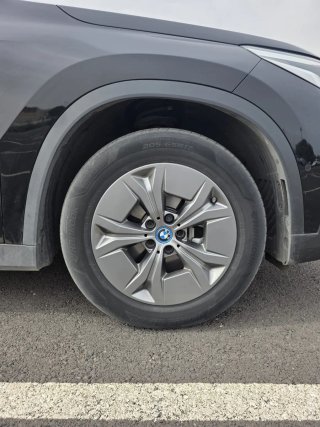 BMW iX1 2023