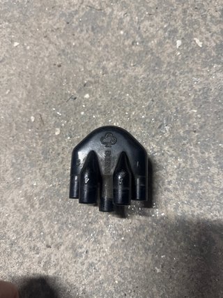 Tapa delco Seat 600