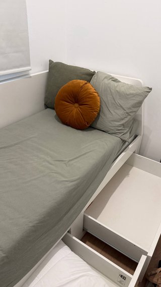 Cama IKEA 80x200 con 2 cajones y colchón
