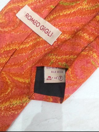 Cravatta Romeo Gigli seta vintage