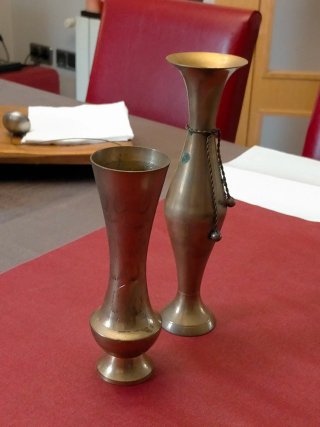 Antichi fioriere in bronzo
