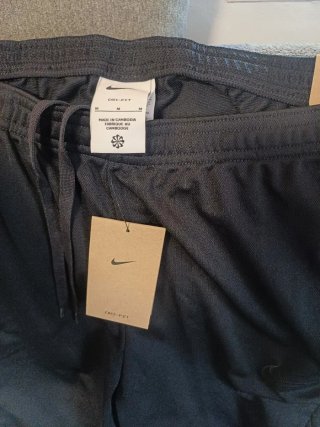Pantalón chándal Nike negro