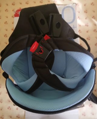 Mochila Portabebés Chicco You & Me como nueva.