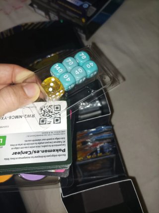 Colección Cartas Pokémon Fulgor Llama Negra