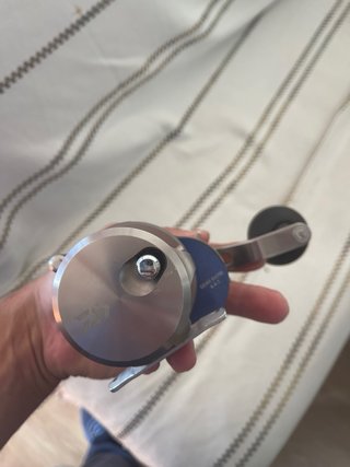 Carrete Daiwa Saltiga 15HL