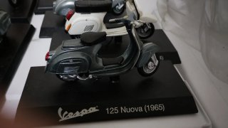 Vespa 125 Nuova (1965) Scala 1:18