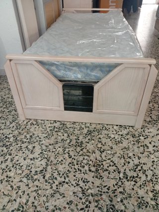 Cama nido de madera y colchónes de 90" de Ocasión