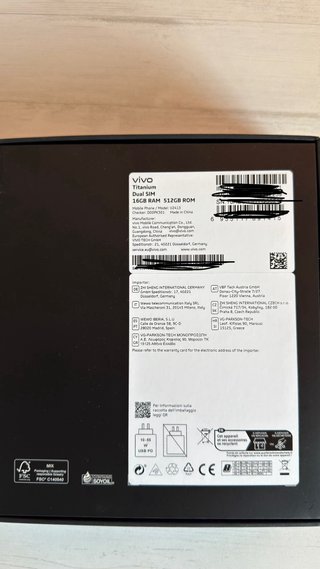 Vivo X200 Pro - Caja y Teléfono