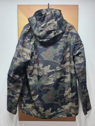 Chubasquero camuflaje Salty Crew