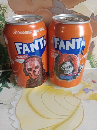 2 Latas Fanta Naranja Colección Chucky y Xbox