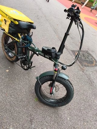 Bicicleta eléctrica plegable Glovo