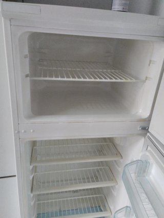 Nevera Beko blanca