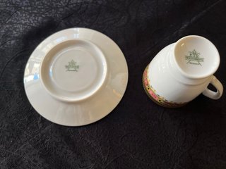 Demitasse Tirschenreuth – Padrão Floral e Ouro