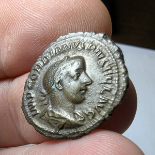 Denario Gordiano III 241-242 d.C.