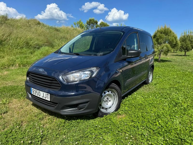 Ford Transit Courier 2015 - foto 1