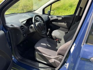 Ford Transit Courier 2015
