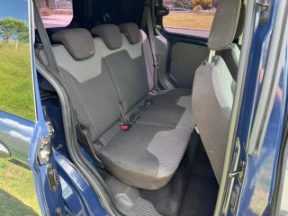 Ford Transit Courier 2015