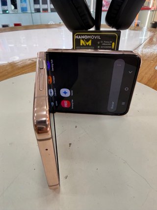 Samsung Z Flip 4 128GB Beige/Dorato