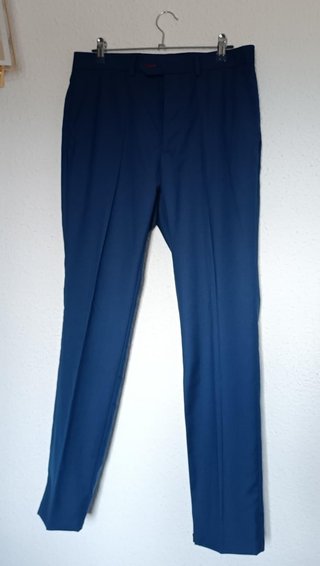 Traje azul chaqueta T46 y pantalón T38
