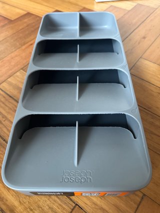Organizador cubiertos Joseph Joseph gris