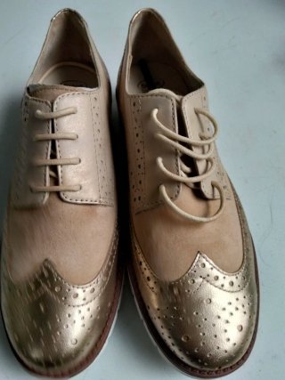 Zapatos Scholl Oxford Beige y Dorado
