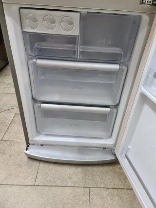 Nevera LG A+ Plata