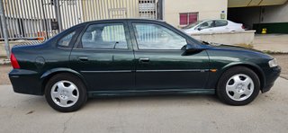 Opel Vectra 2.0 16v