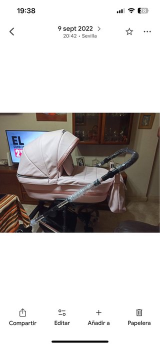Carro de bebé rosa