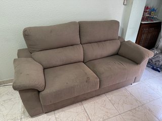 Sofá de 2 plazas en tela beige/marrón