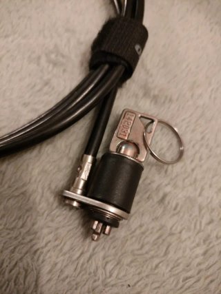 Candado portátil Lenovo cable acero 1,5m