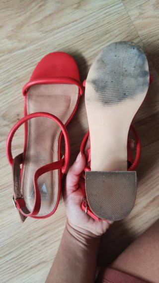 Sandalias piel tacón ancho 6cm (coral)