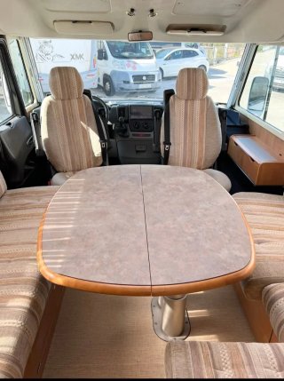Autocaravana Integral RAPIDO  9048DF