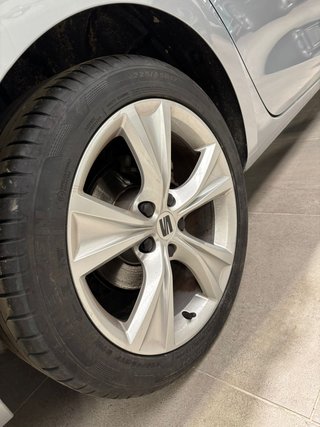 SEAT Leon ST 150 DSG *Full Equip