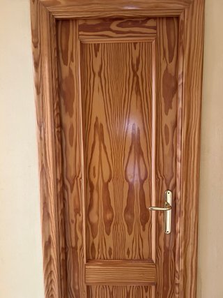 Puertas de madera, 21