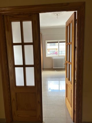 Puertas de madera, 21
