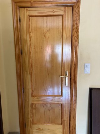 Puertas de madera, 21