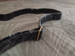 Bolso negro con cinturón