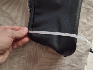 Bolso negro con cinturón