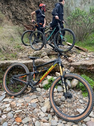 Santa Cruz Nomad C Carbono