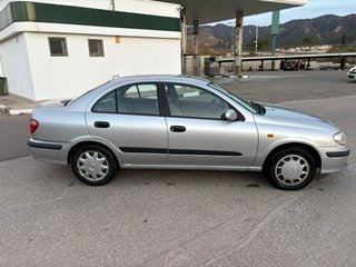 Nissan Almera 2000