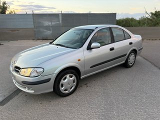 Nissan Almera 2000