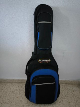 Guitarra Admira-Alba + funda + afinador