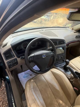 Volvo C60 D5 2004