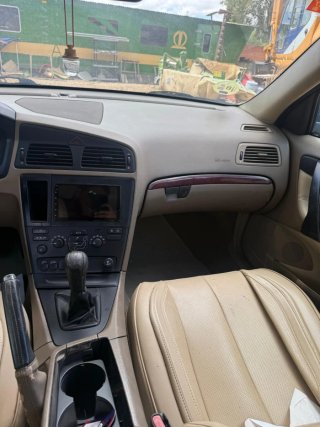 Volvo C60 D5 2004