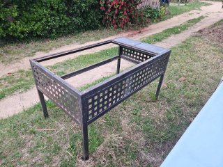 Mesa de hierro para tienda 86x150x85
