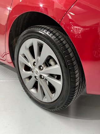 Toyota Auris 2015