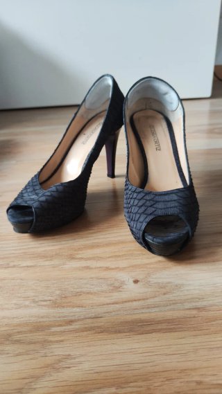 Zapatos tacón Gloria Ortiz piel azul serpiente